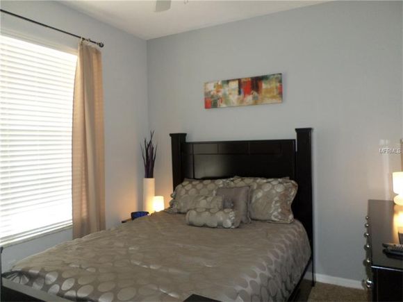 Furnished Townhouse with Private Pool near Disney in Orlando 3 bedrooms $170,000