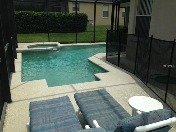 Luxury home in the heart of short term rental area of Orlando $279,950 