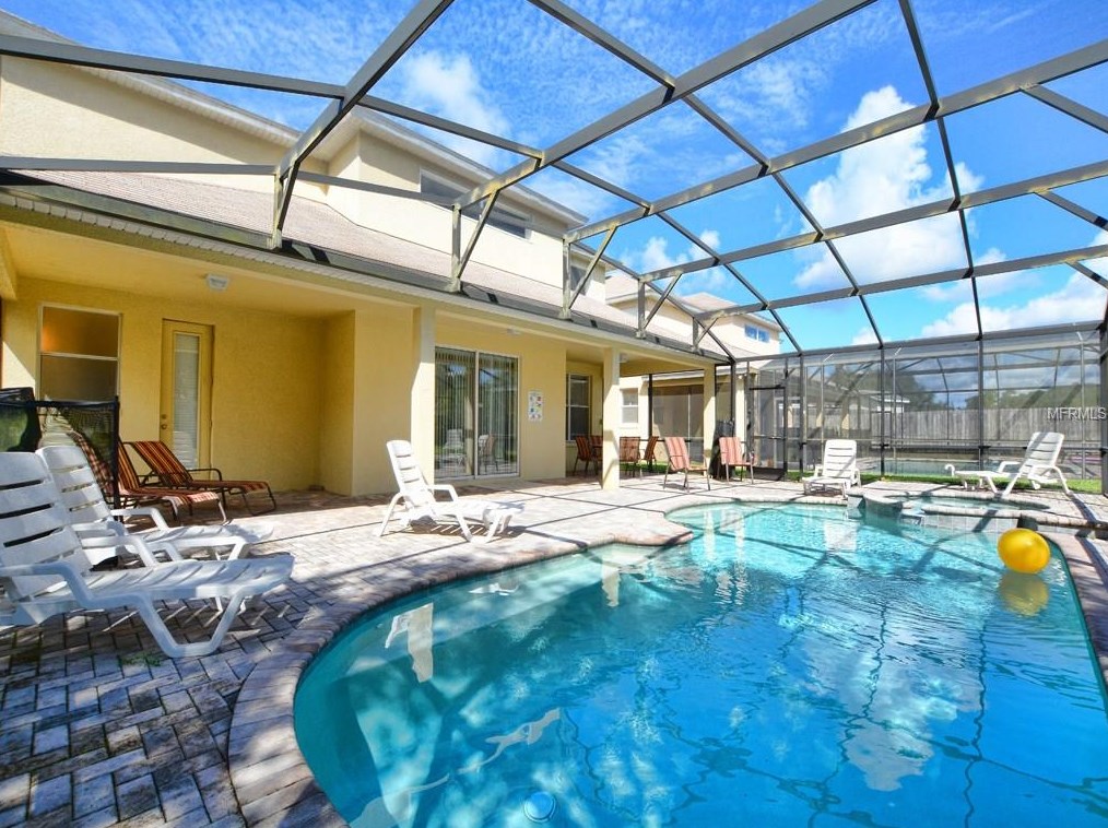 6BR Furnished Luxury Home For Sale in Gated Neighborhood - Orlando $324,900 
  