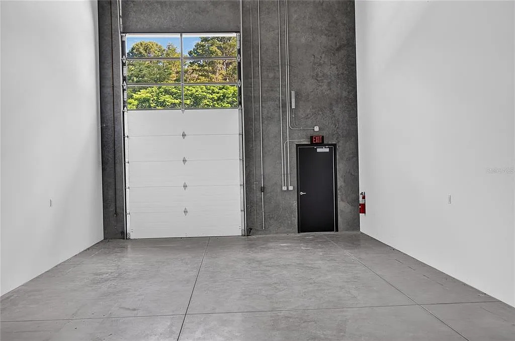 Private Garage Studio At The Motor Enclave For Sale - Private Racetrack $458,990